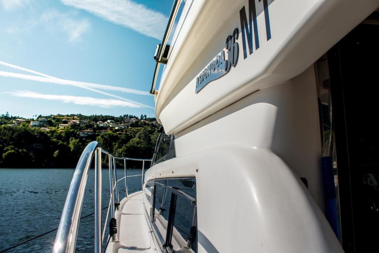 فندق Aquadouro Yacht Radames - Sleep Boat Experience قلعة بايفا المظهر الخارجي الصورة